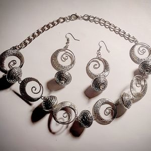 NECKLACE SET